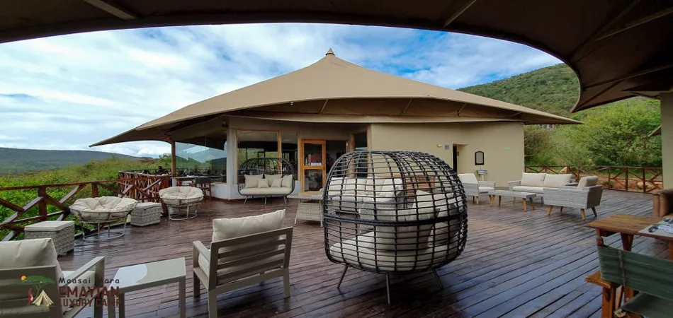 Emayian Luxury Camp